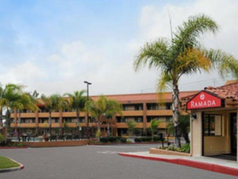Motel 6 San Diego - Mission Valley Exterior photo